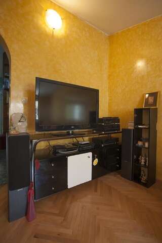 Апартаменты Apartment Mira Будва Апартаменты с балконом-34